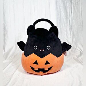 Squishmallows Emily The Bat Plush Pumpkin Trick Or Treat Candy Pail NWT